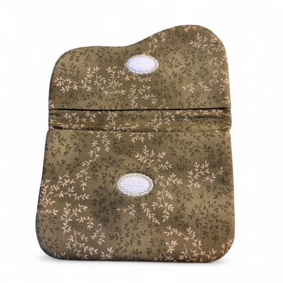 Handmade Quilted Fabric Pouch Bag Green Paisley Saddle Flap Boho Cottagecore - Picture 3 of 4